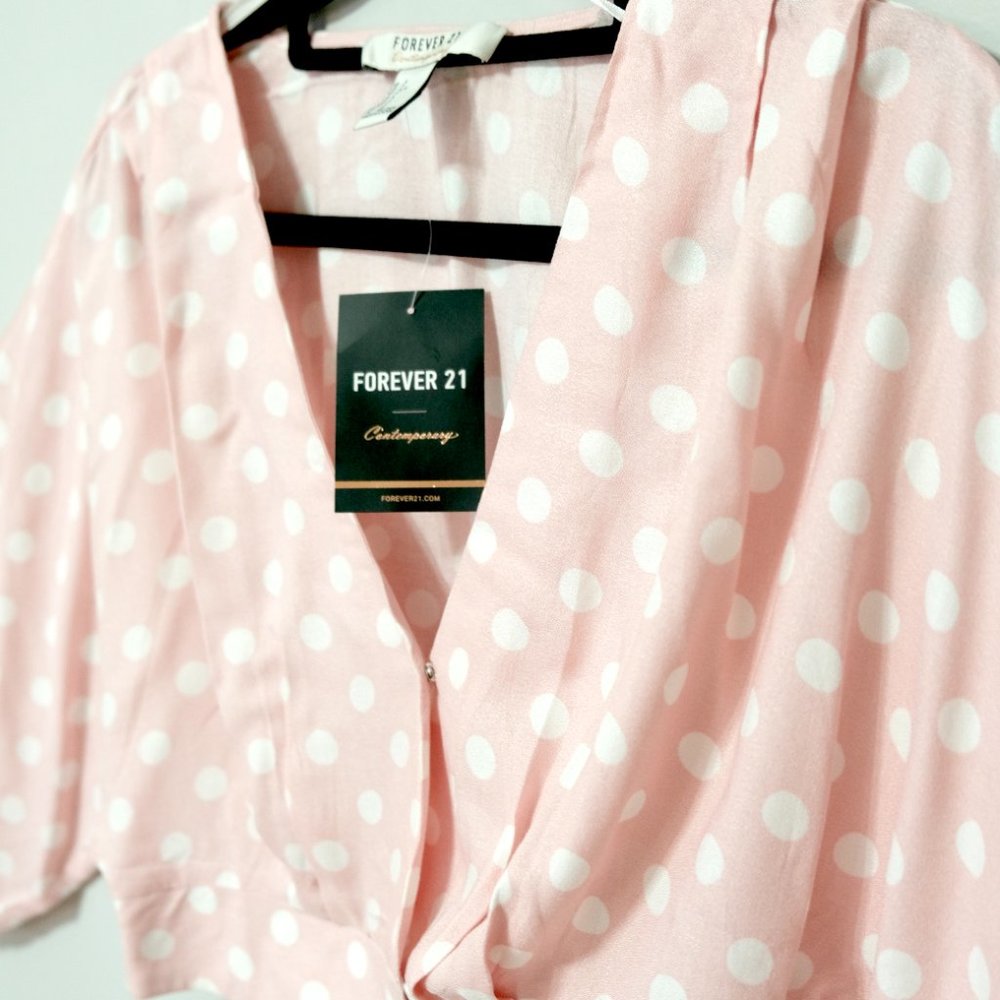 Forever 21 Contemporary Polka Dot Crop Top - Picture 2 of 3